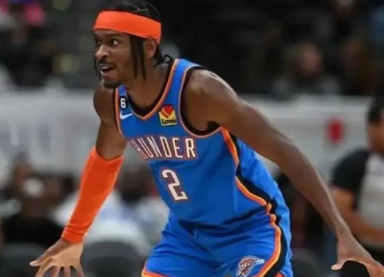 更多的是人 更多的是人