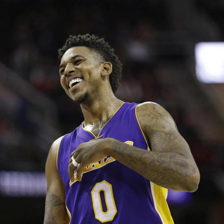 映射出本轮 映射出本轮